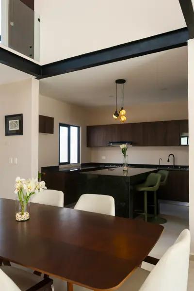 CASA EN VENTA MERIDA CON ALBERCA EN PRIVADA, GRAN SAN PEDRO CHOLUL