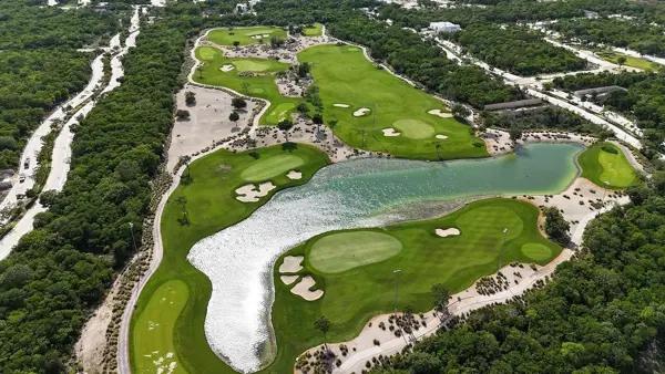 TERRENO EN VENTA EN PROVINCIA CLUB DE GOLF Y CASA CLUB TERRENO EN VENTA EN PROVINCIA CLUB DE GOLF Y CASA CLUB