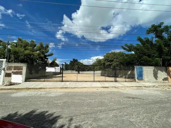 Terreno para desarrollo comercial en renta en Xcumpich Terreno para desarrollo comercial en renta en Xcumpich