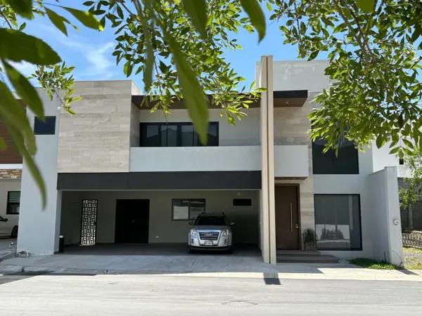 Casa en Venta y Renta en Yerbaniz, Santiago - Los Nogales