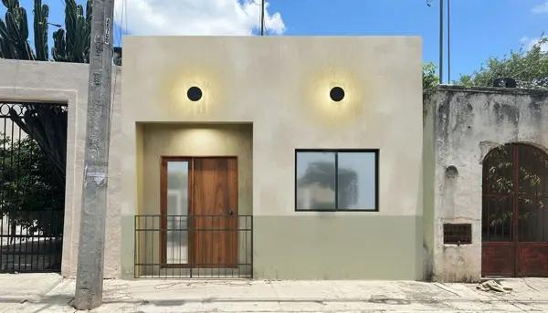 Casa remodelada en venta con diseño contemporáneo en La Ermita Casa remodelada en venta con diseño contemporáneo en La Ermita