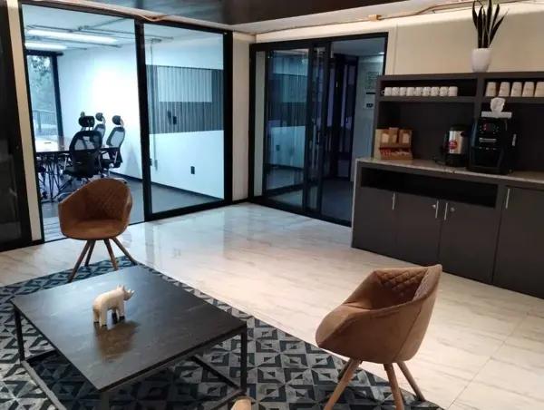SE RENTA OFICINA TODO INCLUIDO EN LA ROMA