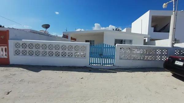 Casa en Segunda fila en venta en Chelem
