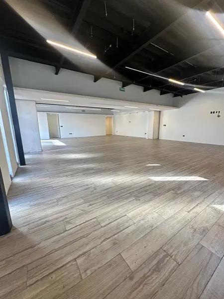Local comercial de 180 m2 en renta en Victory Platz