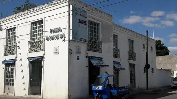 Plaza de 8 locales comerciales en venta en el Centro de Mérida Plaza de 8 locales comerciales en venta en el Centro de Mérida
