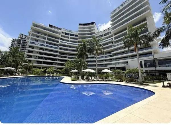 Renta de Departamento Amueblado ,de 3 Recámaras, Meriden Cabo Norte