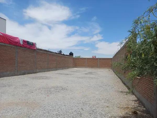 Excelente terreno comercial en Ampliación Senderos Excelente terreno comercial en Ampliación Senderos