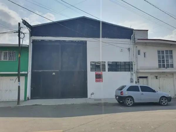 Renta de Bodega Comercial en San Pedro Ahuacatlán, San Juan del Río