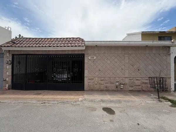 Casa en renta en Residencial la Hacienda, Torreón, Coahuila de Zaragoza Casa en renta en Residencial la Hacienda, Torreón, Coahuila de Zaragoza