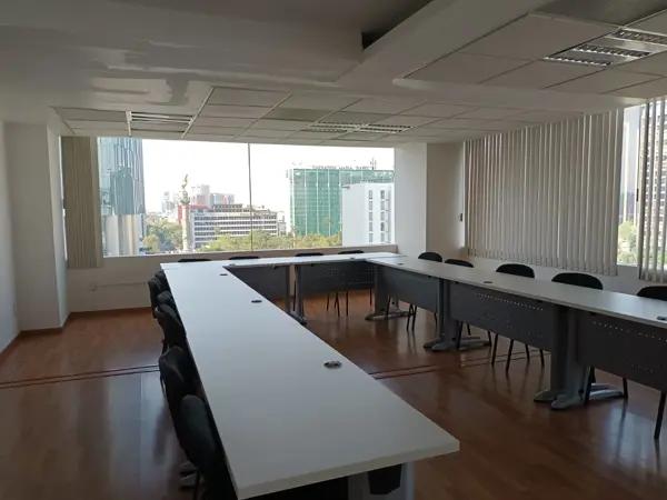 SE RENTA OFICINA EN LA COLONIA JUÁREZ - CDMX SE RENTA OFICINA EN LA COLONIA JUÁREZ - CDMX