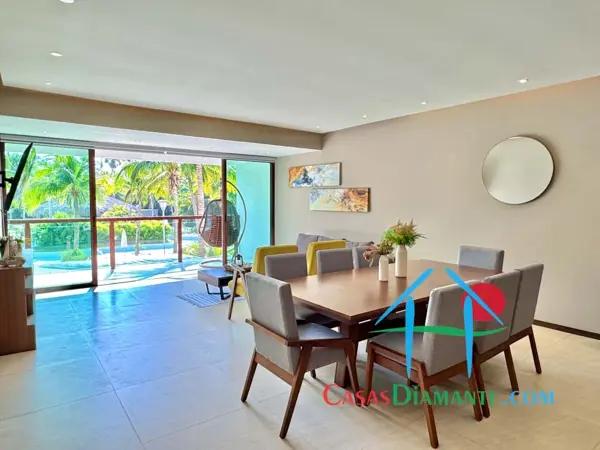 Departamento en renta vacacional con 3 recámaras y terraza con vista a las áreas comunes Departamento en renta vacacional con 3 recámaras y terraza con vista a las áreas comunes