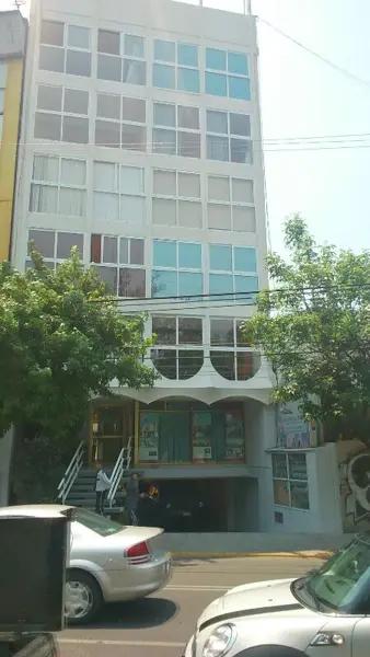 Rento oficina 32 m2 enfrente Viveros de Coyoacan,