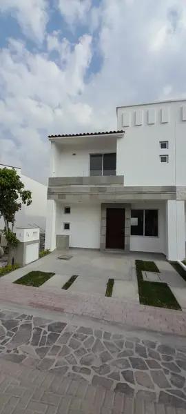 CASA NUEVA $2,850,000  CIUDAD MADERAS EN EL MARQUES