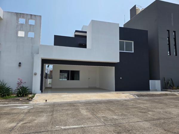 CASA EN VENTA EN FRACC LAS PALMAS