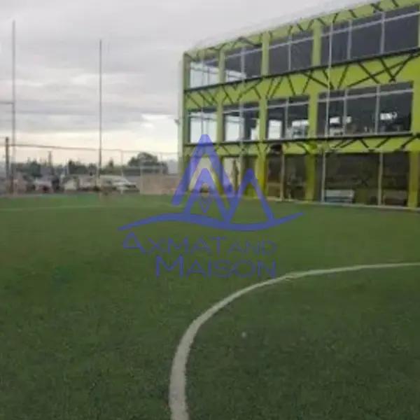 VENTA DE TERRENO COMERCIAL CON CANCHA DE FUTBOL Y CONSTRUCCION DE GYM