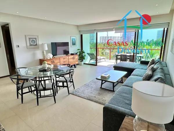 Departamento en condominio de playa, con 2 recámaras y terraza