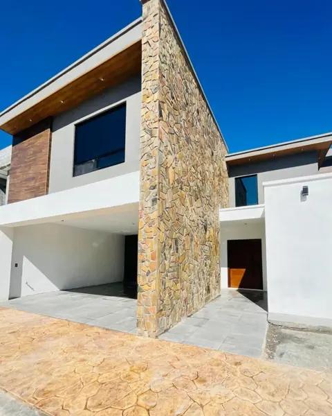 Casa en Venta, fraccionamiento La Joya