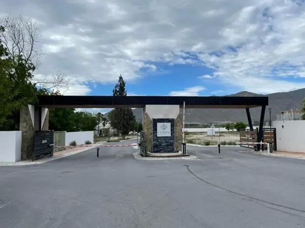 ¡Terreno Premium en Residencial La Joya, Arteaga! Construye la Casa de Tus Sueños!