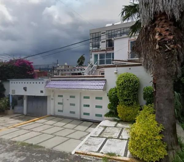 Casa en Venta en Lomas de Padierna, Tlalpan - Excelente Ubicación y Espacios Amplios Casa en Venta en Lomas de Padierna, Tlalpan - Excelente Ubicación y Espacios Amplios