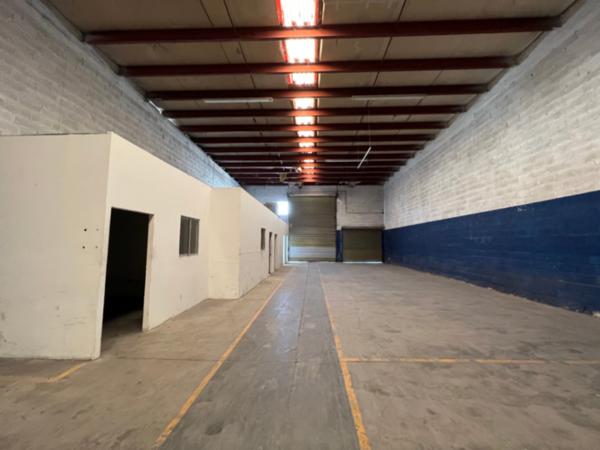 BODEGA EN RENTA EN AVE. LAS INDUSTRIAS EN COMPLEJO INDUSTRIAL