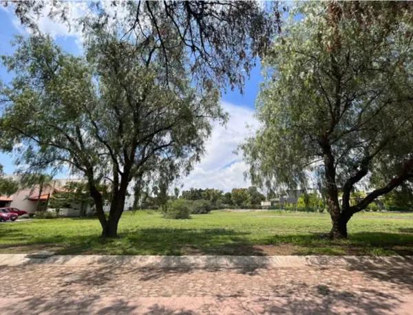 Terreno en Venta en el exclusivo club de golf de Balvanera Polo Country Club