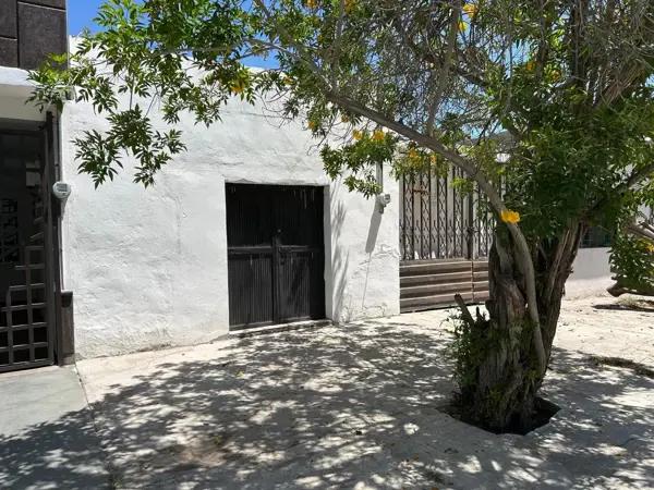 LOCAL COMERCIAL EN RENTA EN JULIÁN CARRILLO !!!