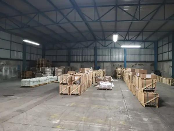 BODEGA EN RENTA CON OFICINAS EN ZONA IZTAPALAPA