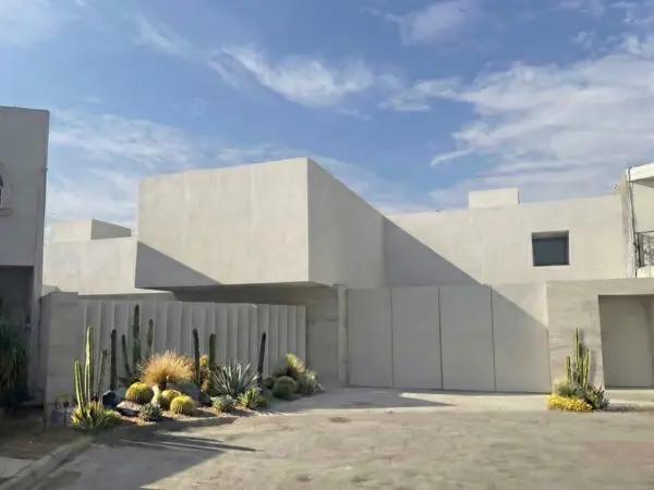¡PREVENTA! CASA NUEVA EN LOS FRESNOS 500 M2 | 4 RECÁMARAS Y ALBERCA