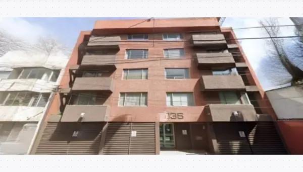 Apartamento en remate bancario en Bosque de Echegaray, Naucalpan de Juárez LAAB1