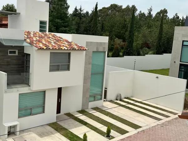 "VENTA DE CASA NUEVA" CACALOMACÁN,  TOLUCA