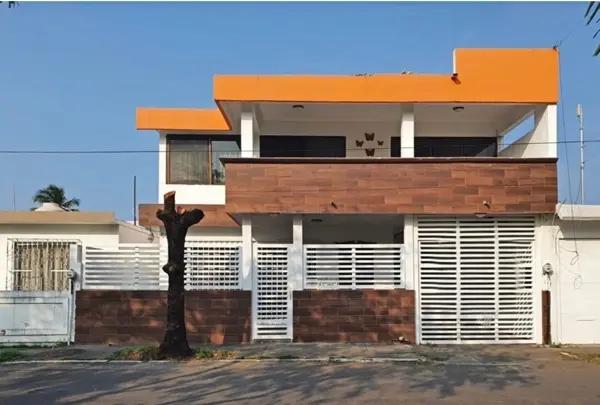 VENDO CASA EN VERACRUZ, CERCA DE LA UNIVERSIDAD CRISTOBAL COLON