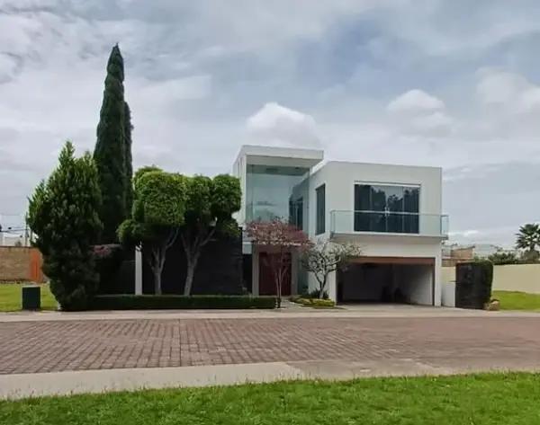 Casa en -RENTA Fraccionamiento exclusivo en Morillotla 4 recamaras con baño, recamara en PB, sala do Casa en -RENTA Fraccionamiento exclusivo en Morillotla 4 recamaras con baño, recamara en PB, sala do