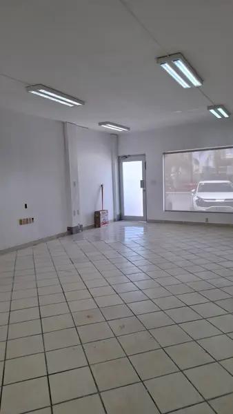 Local Comercial en Renta en Blvd. Constitución, Torreón - Ubicación Estratégica en Zona COMERCIAL Local Comercial en Renta en Blvd. Constitución, Torreón - Ubicación Estratégica en Zona COMERCIAL