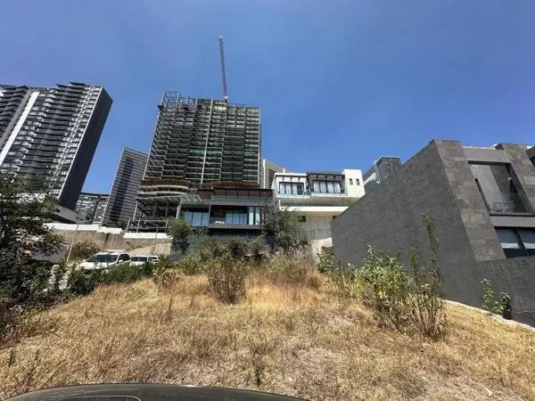 Terreno en venta en Bosque Real, Huixquilucan, México