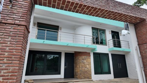 Casa de Dos Pisos en Venta en la Colonia Copoya, Tuxtla Gutiérrez