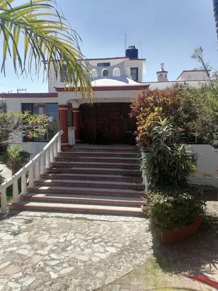 Venta de Propiedad COMERCIAL con mucho potencial de INVERCIÓN