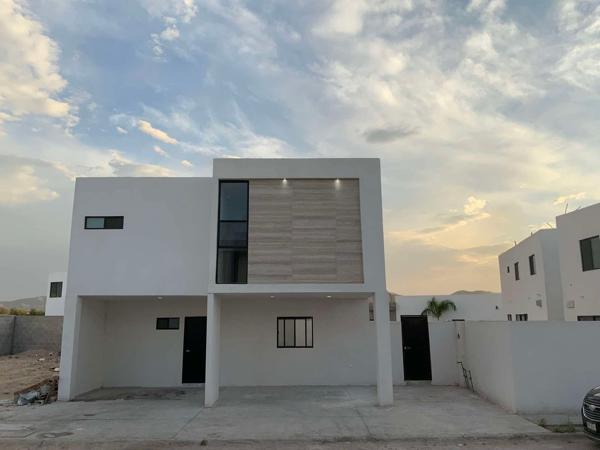 CASA EN PERLA DEL MAR
