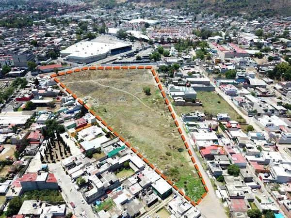 Gran inversión, extensión de terreno de uso comercial