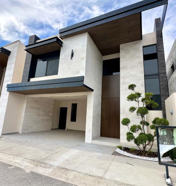 CASA EN VENTA EN SETERRA AL NORTE DE SALTILLO