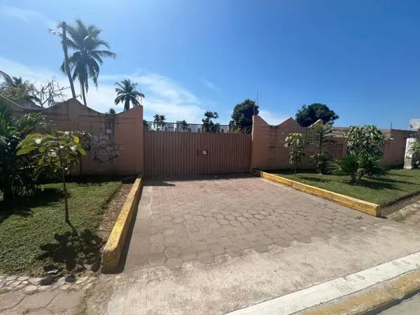 TERRENO DE VENTA EN BLVD. DE LAS NACIONES ACAPULCO DIAMANTE TERRENO DE VENTA EN BLVD. DE LAS NACIONES ACAPULCO DIAMANTE