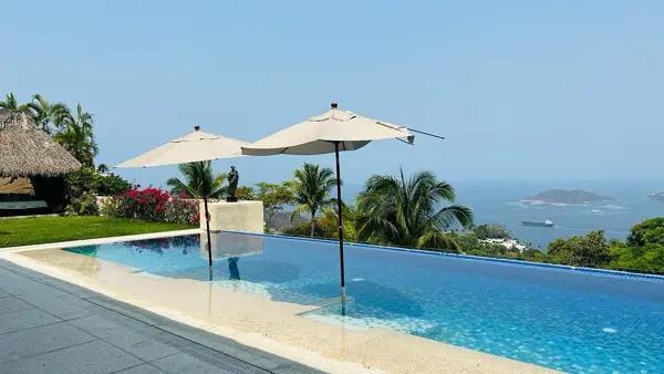 CASA EN RENTA EN LAS BRISAS ACAPULCO