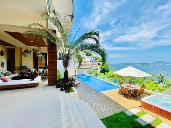 CASA EN VENTA EN MARINA BRISAS ACAPULCO