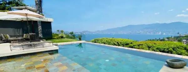 CASA EN VENTA EN LAS BRISAS ACAPULCO