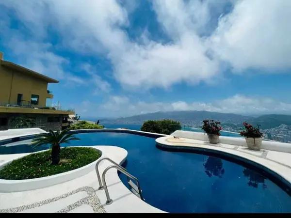 CASA EN VENTA EN RESIDENCIAL LAS BRISAS ACAPULCO