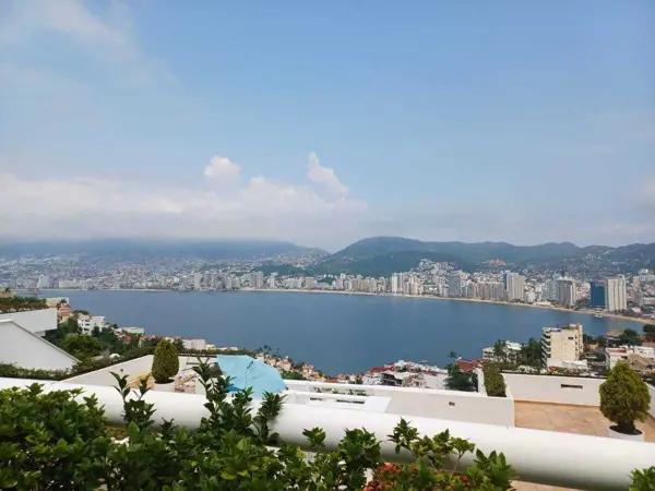 OPORTUNIDAD DE VENTA DE VILLA EN BRISAS DIAMANTE ACAPULCO