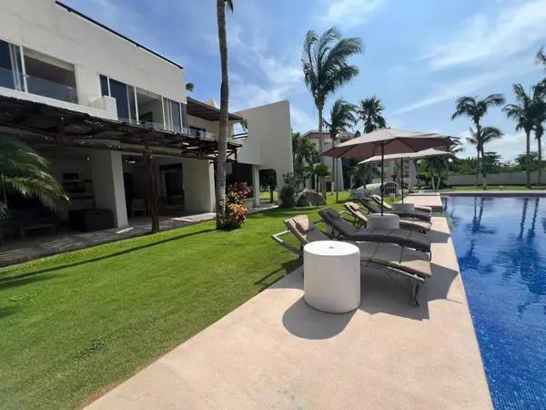 CASA EN VENTA EN SON VIDA ACAPULCO PLAYA DIAMANTE CASA EN VENTA EN SON VIDA ACAPULCO PLAYA DIAMANTE