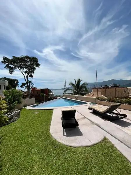CASA EN VENTA EN JOYAS DE BRISAMAR ACAPULCO