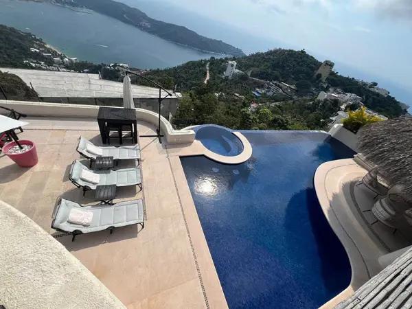 CASA EN VENTA EN LA CIMA RESIDENCIAL ACAPULCO