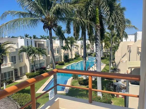 VILLA EN VENTA EN VILLAS CARACOL ACAPULCO DIAMANTE