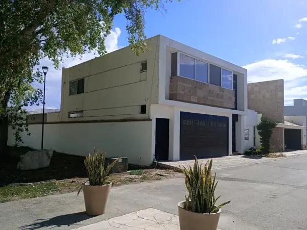 Casa en venta en Rincón las Trojes, Torreón, Coahuila de Zaragoza Casa en venta en Rincón las Trojes, Torreón, Coahuila de Zaragoza